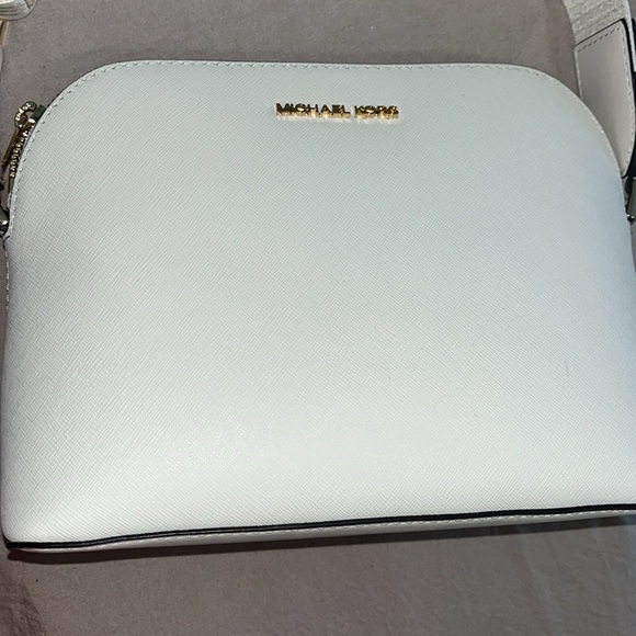 Michael Kors shoulder/crossbody - Picture 2 of 5